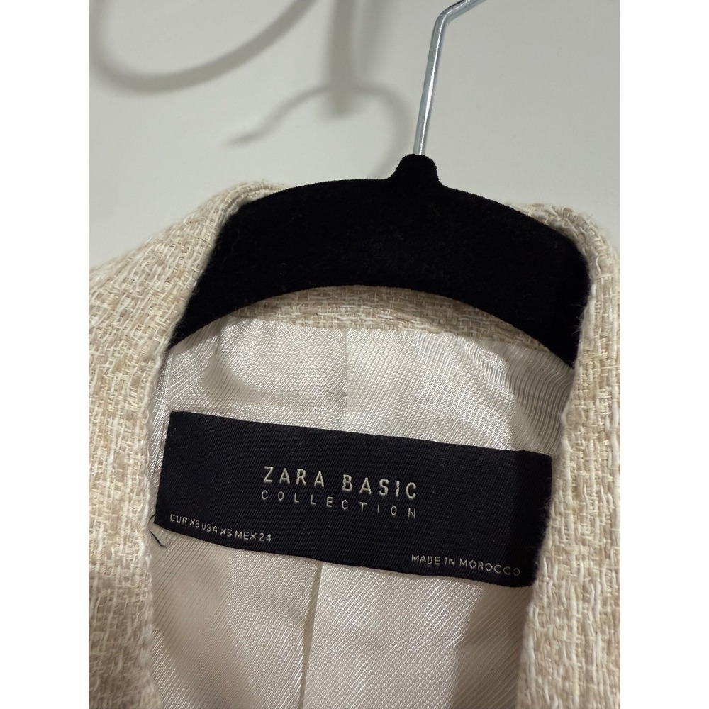 Zara Basic Collection Beige Textured Collarless D… - image 7